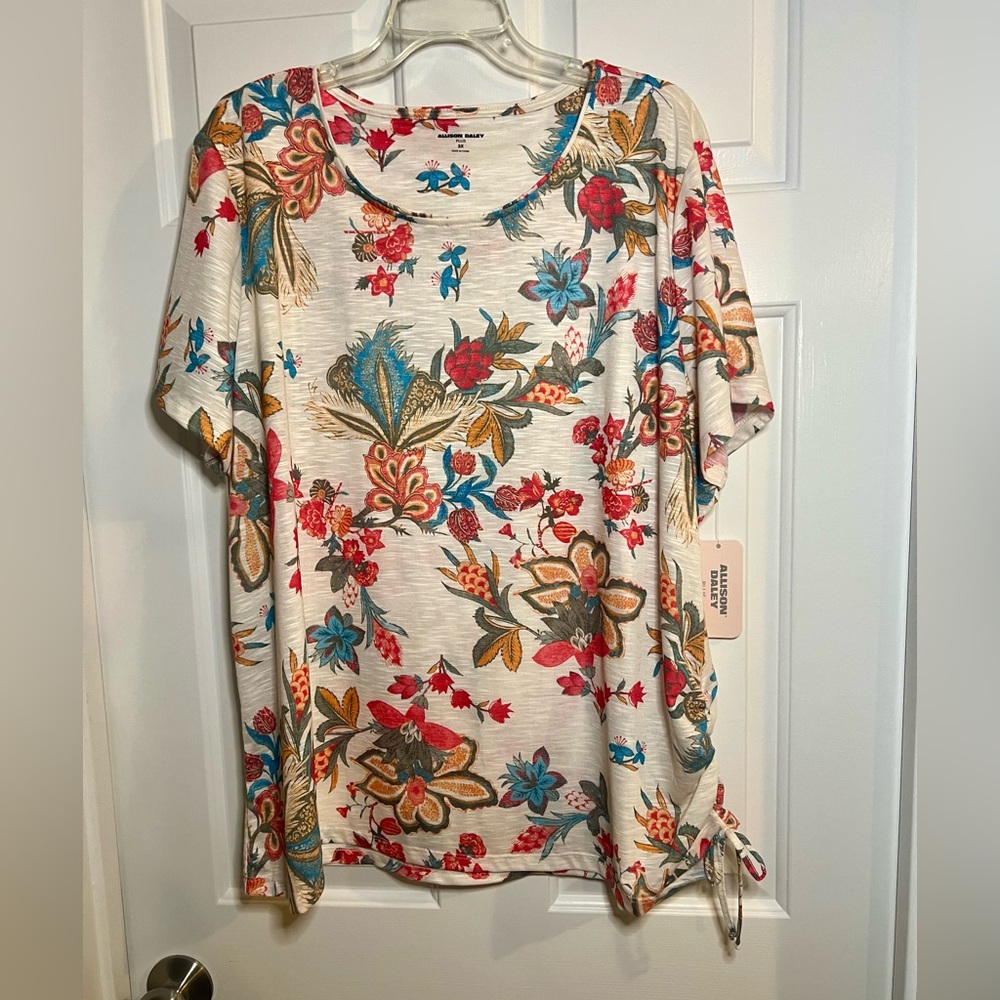 Allison Daley Multicolor Floral Short Sleeve Top
